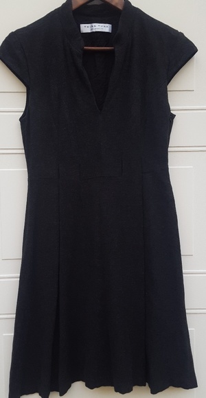 Trina Turk Dresses & Skirts - 🎉Trina Turk|Charcoal Grey Dress|Size 4